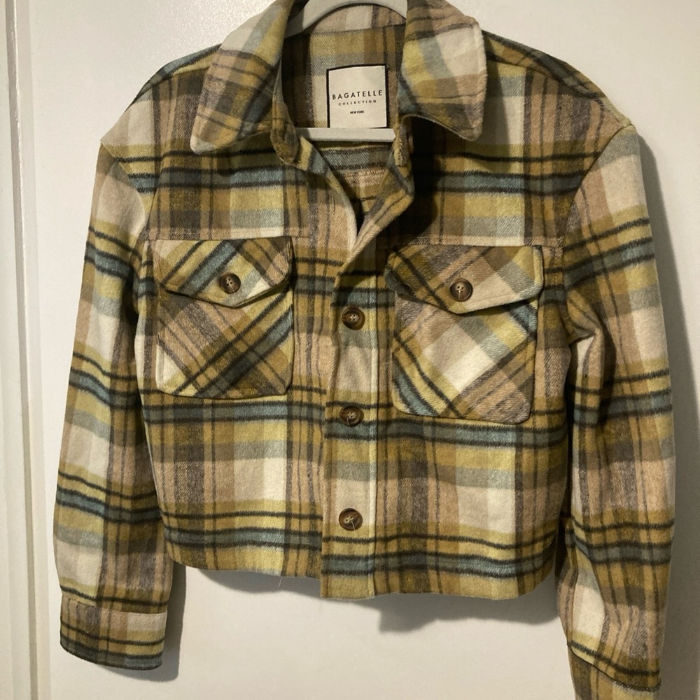 Bagatelle Plaid Fleece Cropped Button Down Jacket Yellow Plaid Women Size S